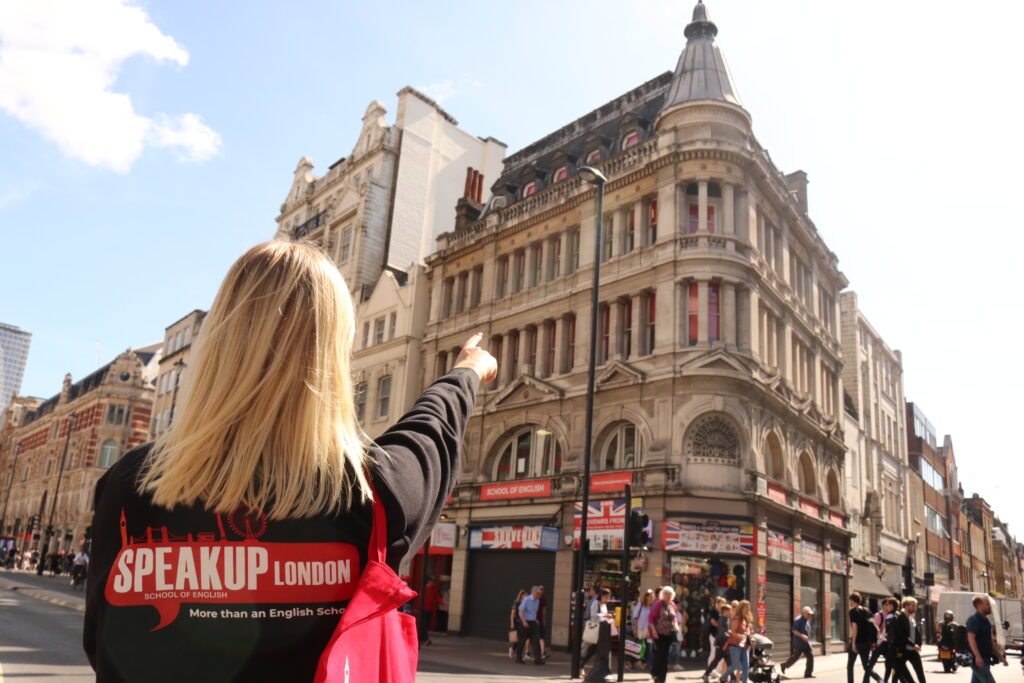 Edificio della scuola di inglese Speak Up London su Oxford Street